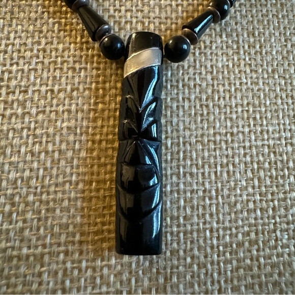 ⚜️3 for $30⚜️ Monochrome Textured Bar Pendant Necklace (Black and White) - Picture 6 of 10